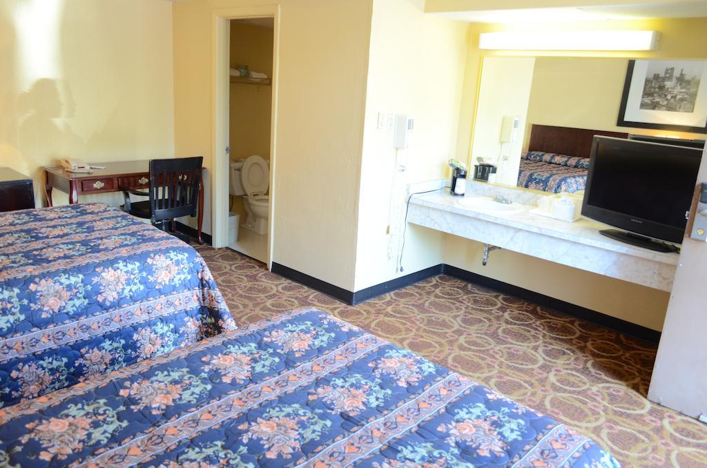 Memorial Inn And Suites Houston Exteriör bild